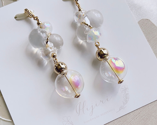 マスクチャーム ピアス イヤリング ⭐️⭐️ハンドメイド 薔薇のマスクチャーム ピアス イヤリング ハンドメイド - メルカリ