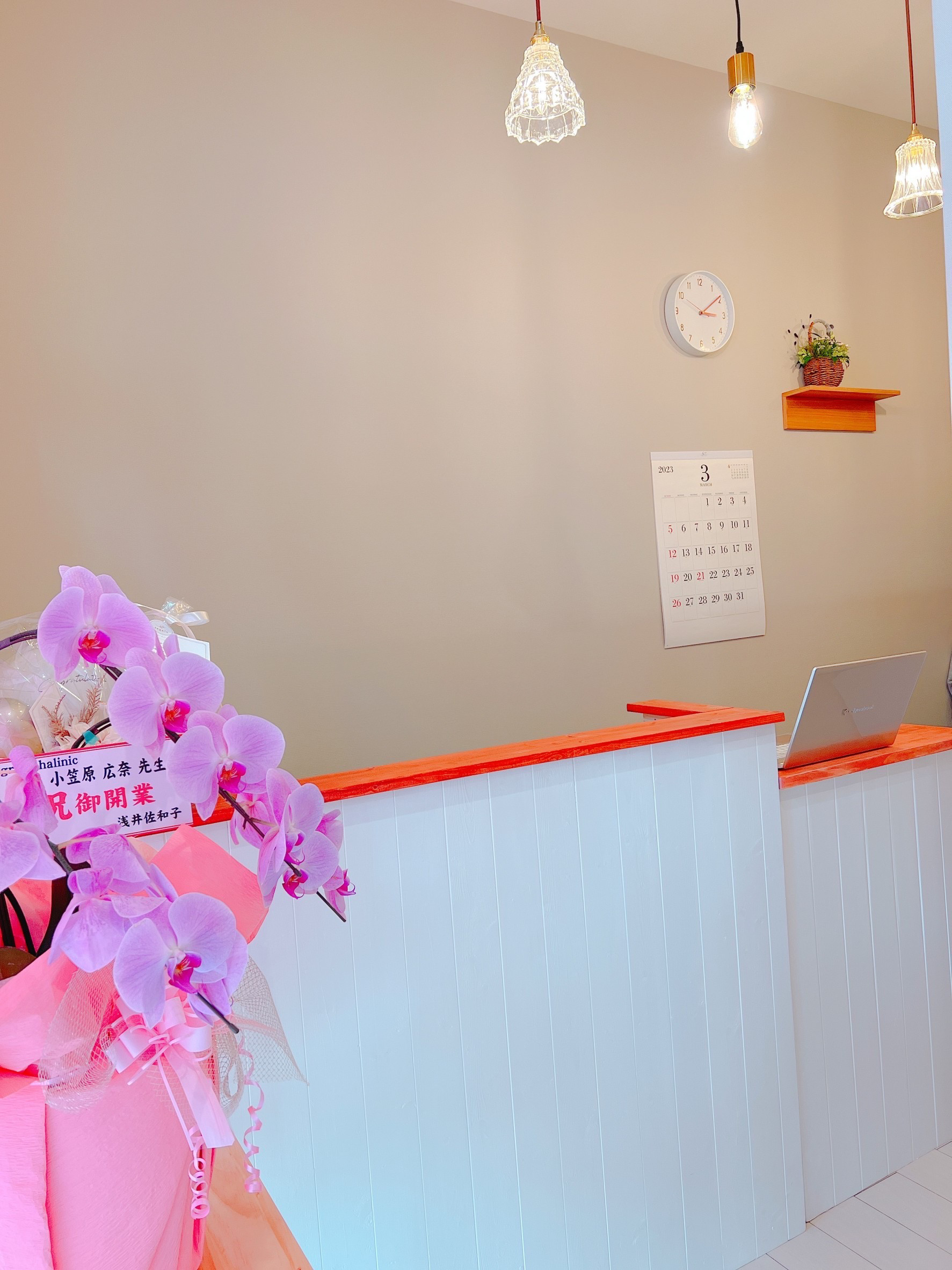 お急ぎ対応可　レジカウンター　受付カウンター