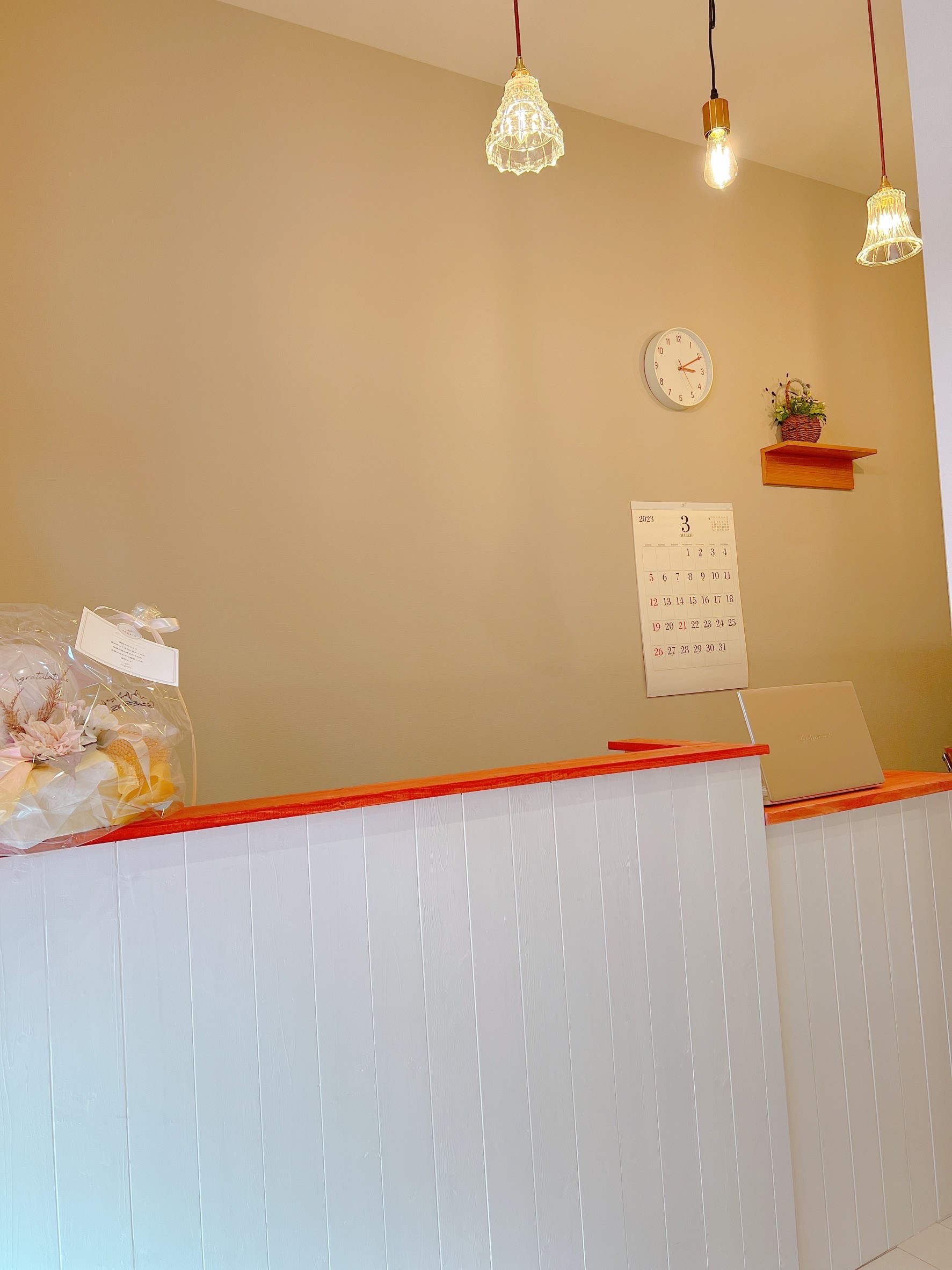 お急ぎ対応可　レジカウンター　受付カウンター