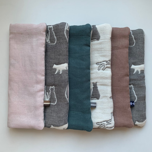 Alamoscars - くすみ 無地 きまぐれねこ 8重ガーゼハンカチ 20×20 3枚  