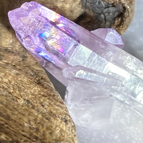 女神が宿る紫水晶✨レインボー ベラクルス アメジスト ラフストーン
