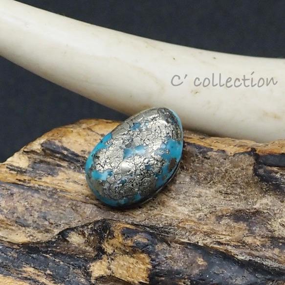 3,7ct Kingman Turquoise キングマン イサカピークターコイズ K-64 ルース 天然石 ナチュラル 1枚目の画像