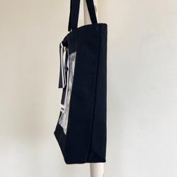 オリジナル シーズー トートバッグ 手描きイラスト複製  鞄 ツイリー スカーフ 付 犬 ブラック 黒 4枚目の画像