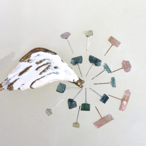 ピュア原石◇ピンクトルマリン結晶のピアス／14kgf ピアス