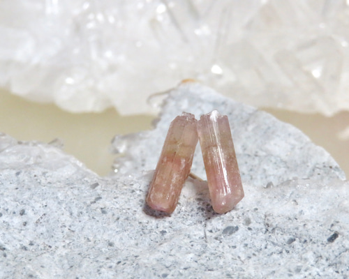 おまとめ♡ピンクレムリアン、ヒマラヤ水晶ピアス e8b5185e0cefb4cf884a15b7ecdec5