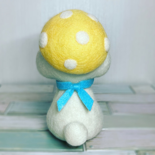 有名作家様 羊毛フェルトかぶりもの きのこ帽子 羊毛フェルト 犬