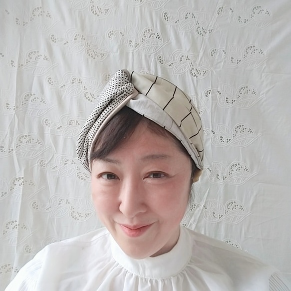 [限量3] Nekonokaori | AII 意大利布料頭巾 | 米色 第2張的照片