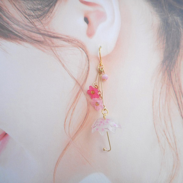 K16美しい桜の花アンブレラの上品ピアス/イヤリング♡春・花・フラワー・ピンク・パープル・クリア・傘・大人可愛い・揺れる 16枚目の画像