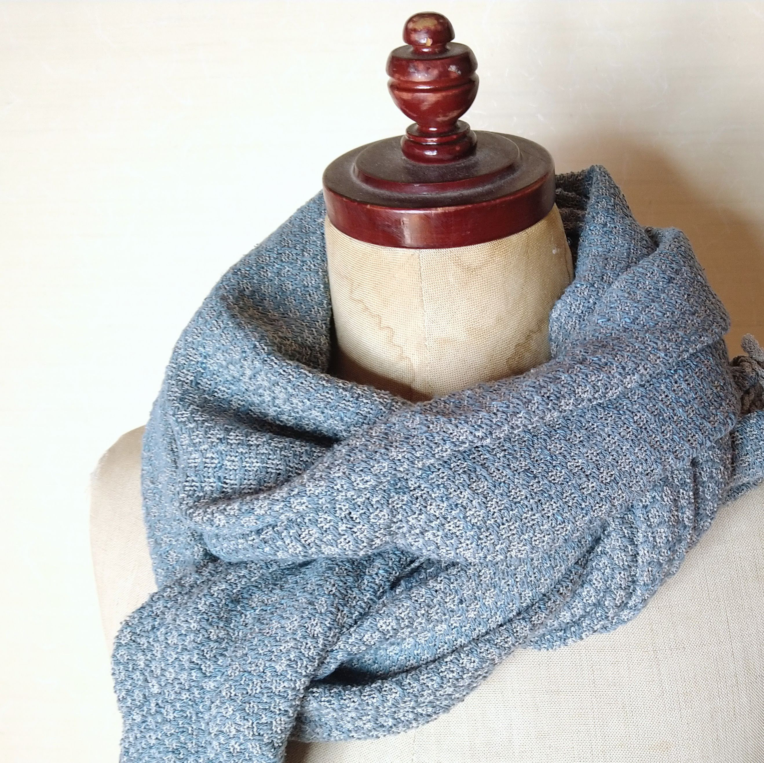 シルク×バンブーシルク　　手織りストール　大判　ブルーグレー