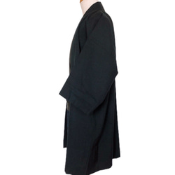 着物リメイク 男性羽織  ハーフ 紺 単衣 和装 作務衣羽織 カーディガン メンズ 無地 フリーサイズ  （5328） 4枚目の画像