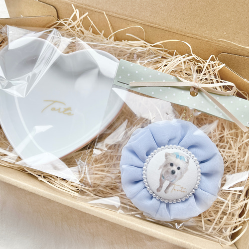 動物保護活動応援】名前/写真入り うちの子 ロゼット×ハート型フード