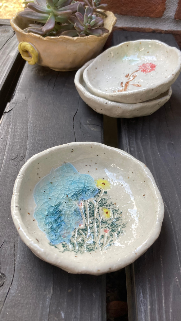 小皿　花⑥ 2枚目の画像