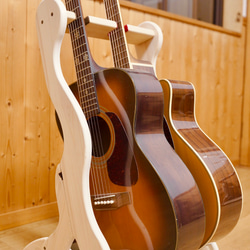 【オーダー品】手作り木工　木製ギタースタンド （無塗装）２本掛け 1枚目の画像