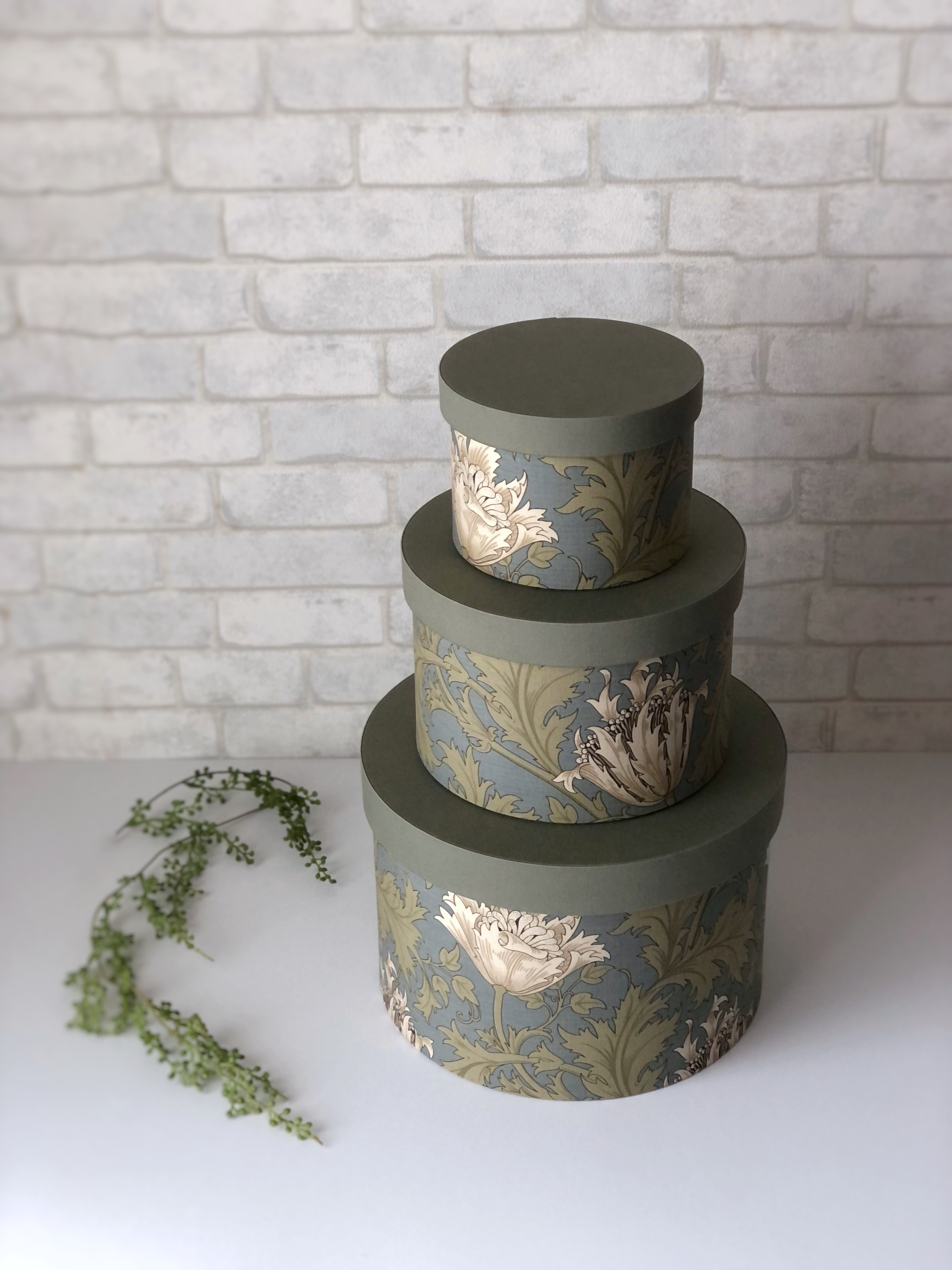 【受注制作】丸箱Lサイズ〈カルトナージュ〉アネモネ柄