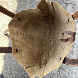 ビレッジレザー　トートバッグ　レザー　水牛　植物タンニン鞣し 4枚目の画像