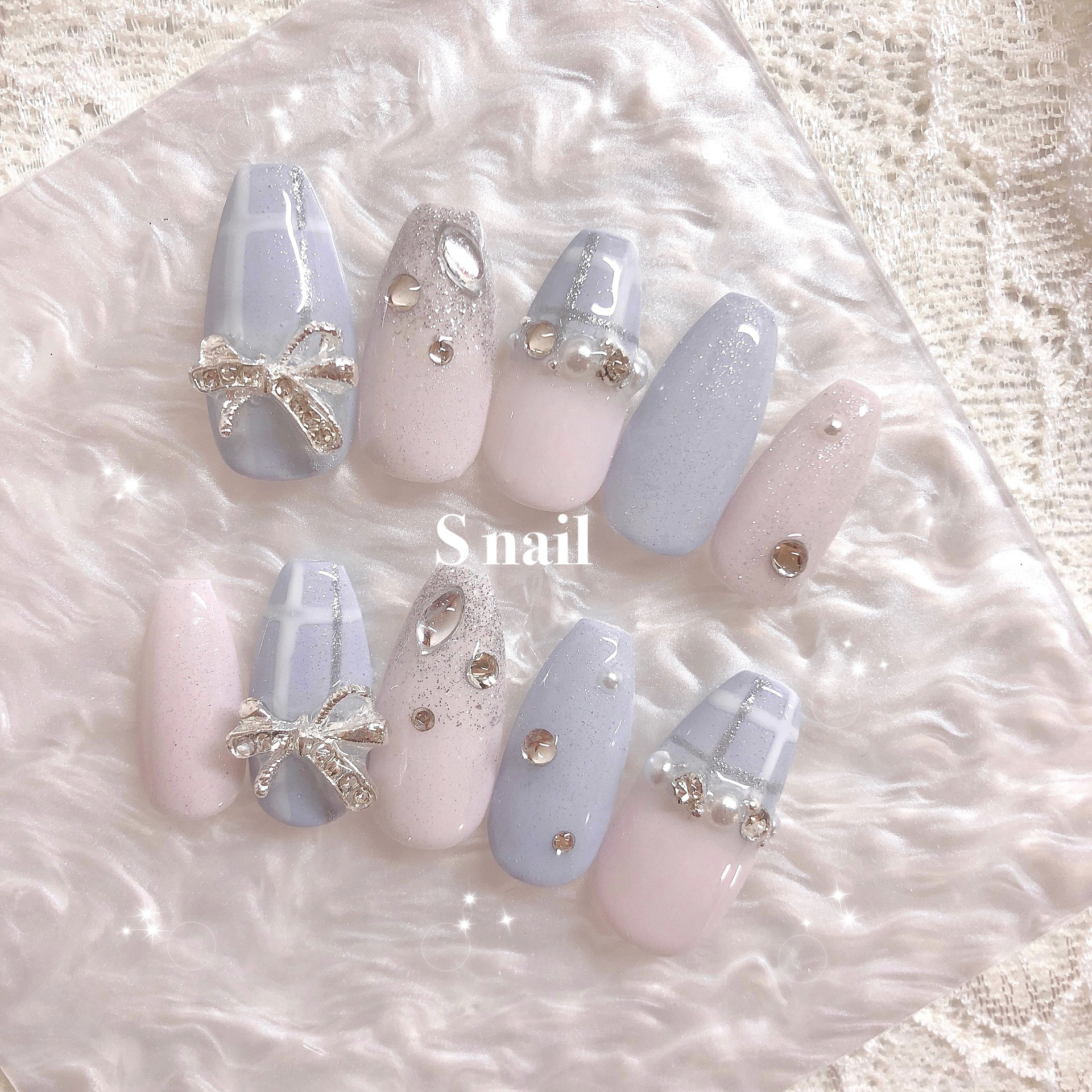 お急ぎ便A ネイルチップ 量産型 水色 シンプル チェック柄 ワンホン リボン No.64】水玉♡ガーリー リボン ネイルチップ 量産型 地雷系 た