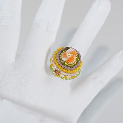 おゃべりな指輪104 フリーサイズ ビーズ刺繍のリング オレンジ おお