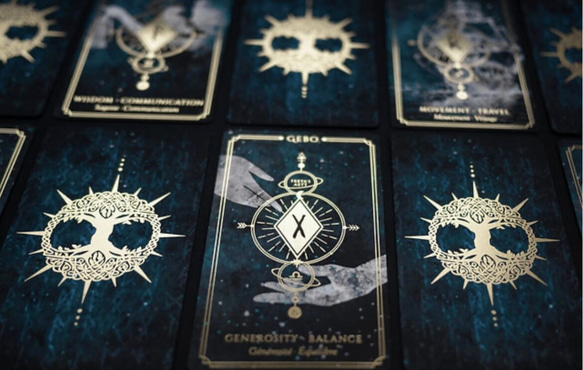 ルーニックオデッセイオラクルカード　Green 英語