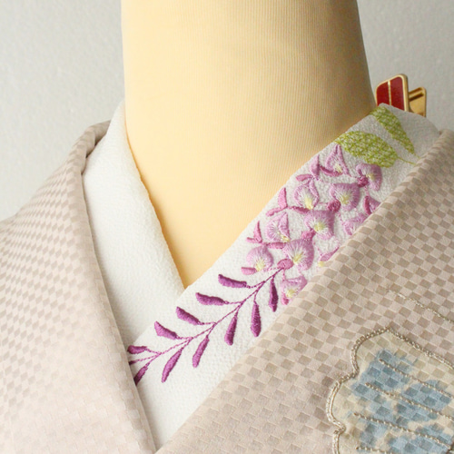 すみれページ　半襟刺繍５枚 風にたなびく藤、5月純白生地刺繍半衿 和装小物（帯・半襟） Berry