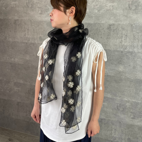 ブラック刺繍ストール・ショール 58965-22.jpg