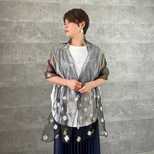 職人が紡ぐ インドシルク100％オリジナル刺繍ストール ブラック