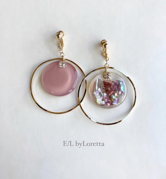 Asymmetry shell × color big hoop pierce/earring(Pink) 1枚目の画像