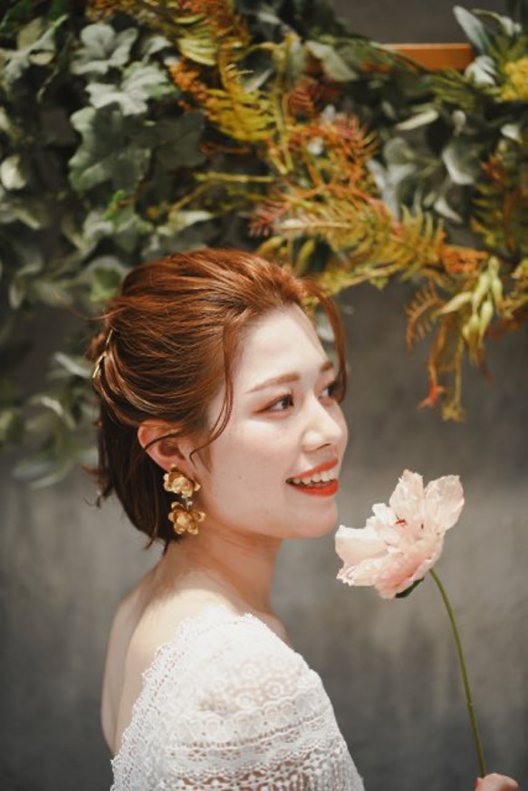 ダブルフラワーピアスブライダル花嫁　ブライダルアクセサリー　ウェディングアクセサリー 4枚目の画像