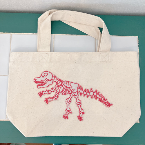恐竜の手刺繍ランチトートバッグ ティラノサウルス 化石 オリジナル