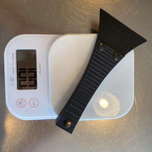 津軽三味線！カーボン撥付き！破れなし カーボン製津軽三味線撥」バランス調整可能 持ち手メッシュ形状