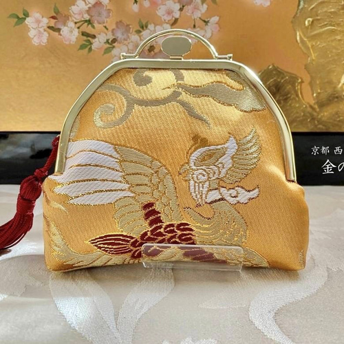 c-995　小紋　イチョウの中に吉祥文様 京都西陣織] 金色の鳳凰の吉祥文様の小物入れ がま口 あまてる
