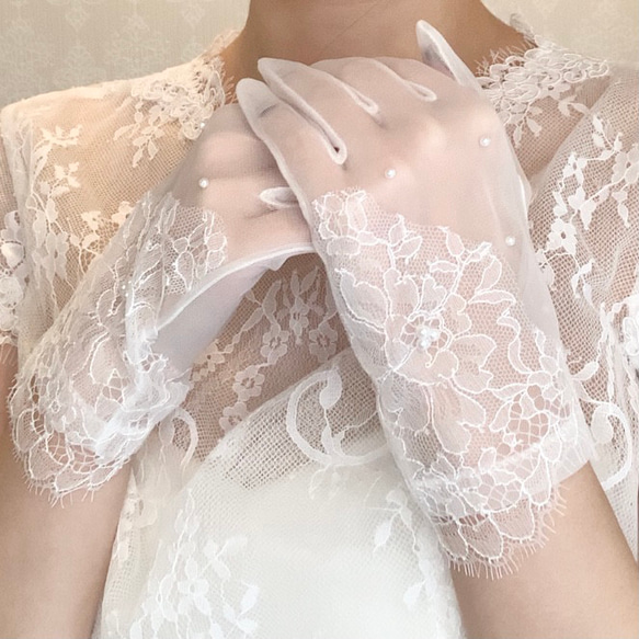 H113 ウェディング　結婚式　オーガンジー　レース　刺繍　パール　可愛い　ショートグローブ 3枚目の画像