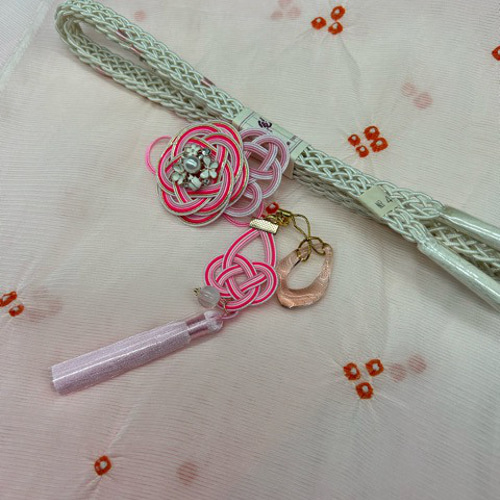 1057 根付 まとめ売り 計10点（提げ物 /緒締め /帯留め ） 時代物 1057