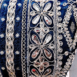 特別仕様！！オートクチュールレース&高級インド刺繍レース❤︎高級感お洒落なバンブー竹ハンドルBLACKトーン小さめバッグ 10枚目の画像