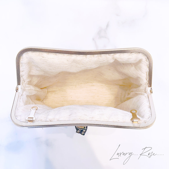 魅惑のオーロラに輝く❤︎フランス&インド高級刺繍レースクラッチ❤︎フォーマルにも、、、ミニバッグフォーマルバッグ 3枚目の画像