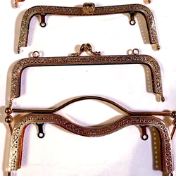 魅惑のオーロラに輝く❤︎フランス&インド高級刺繍レースクラッチ❤︎フォーマルにも、、、ミニバッグフォーマルバッグ 8枚目の画像