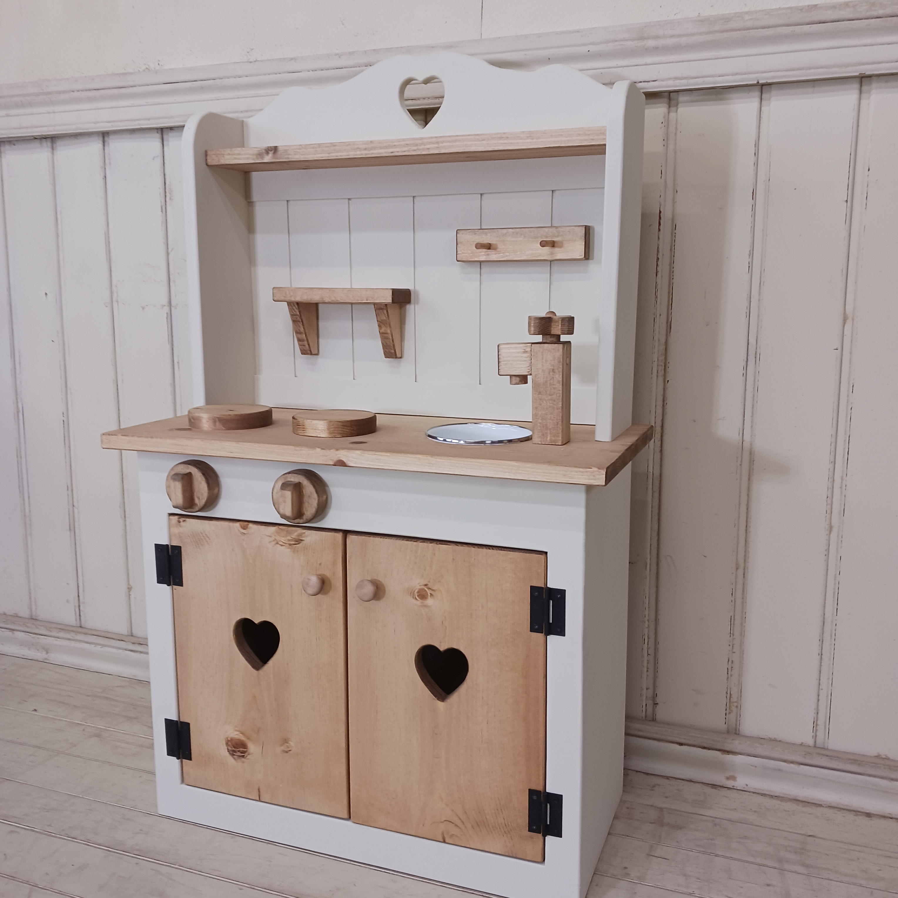 ハンドメイド ハートのカントリーキッチンワゴン 痛々しい ハンドメイド ハートのカントリーキッチンワゴン 痛々しい