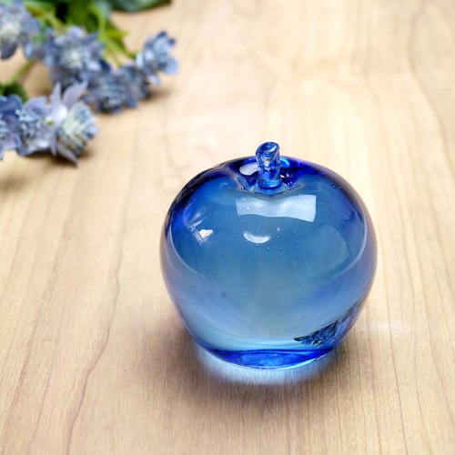 青リンゴ　JUNIO ガラス作家　bouquet ガラスりんご（薄ブルー） その他置物 創作ガラス寺田 通販