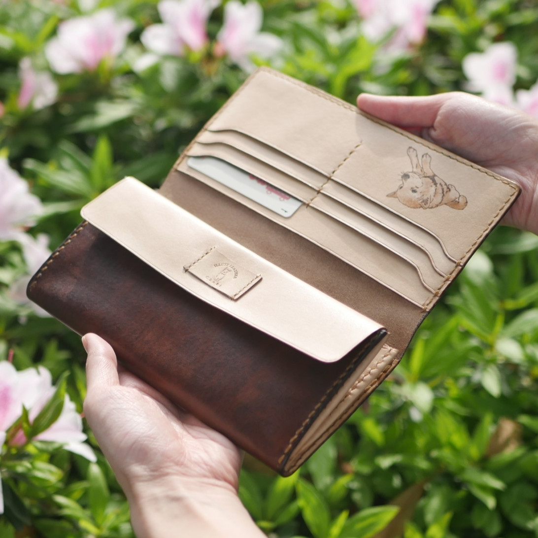 うちの子似顔絵でイラスト染色の本革長財布【受注制作】 写真から  