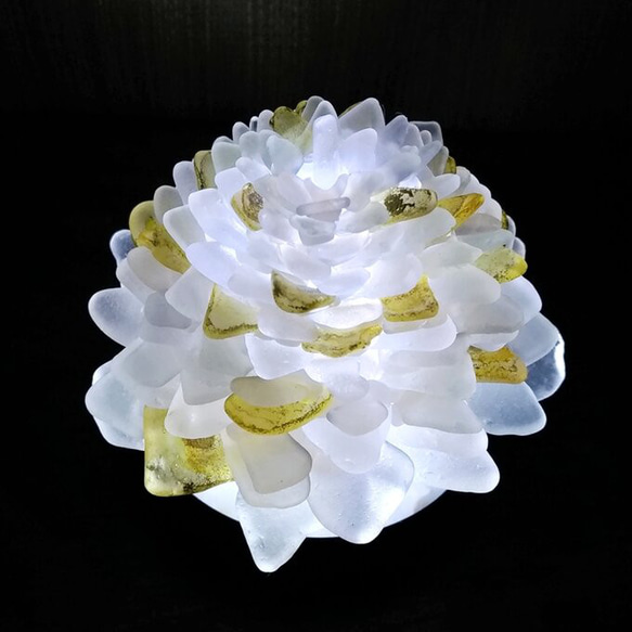 【オーダー】シーグラスのお花のランプシェード 黄×灰 金烏（きんう）ギフトラッピング対応【海灯花】】 1枚目の画像