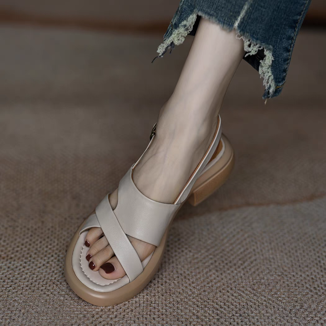 サンダル ローヒール 本革 天然皮革 レザー 革小物 人気商品 柔らかい革 美脚 レディース靴 幅広 シューズ 母の日