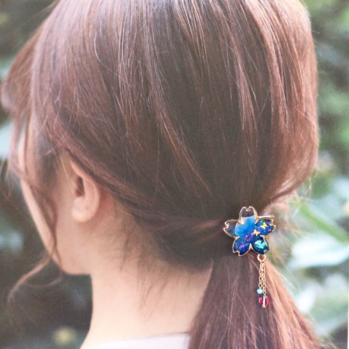 桜と夜桜のビジュー✨レジンポニーフック♡ ポニーフック