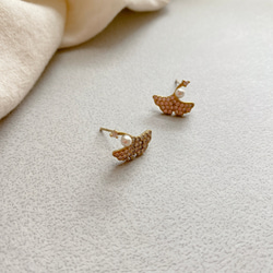 四季銀杏 - 鋯石珍珠 黃銅耳環 第1張的照片