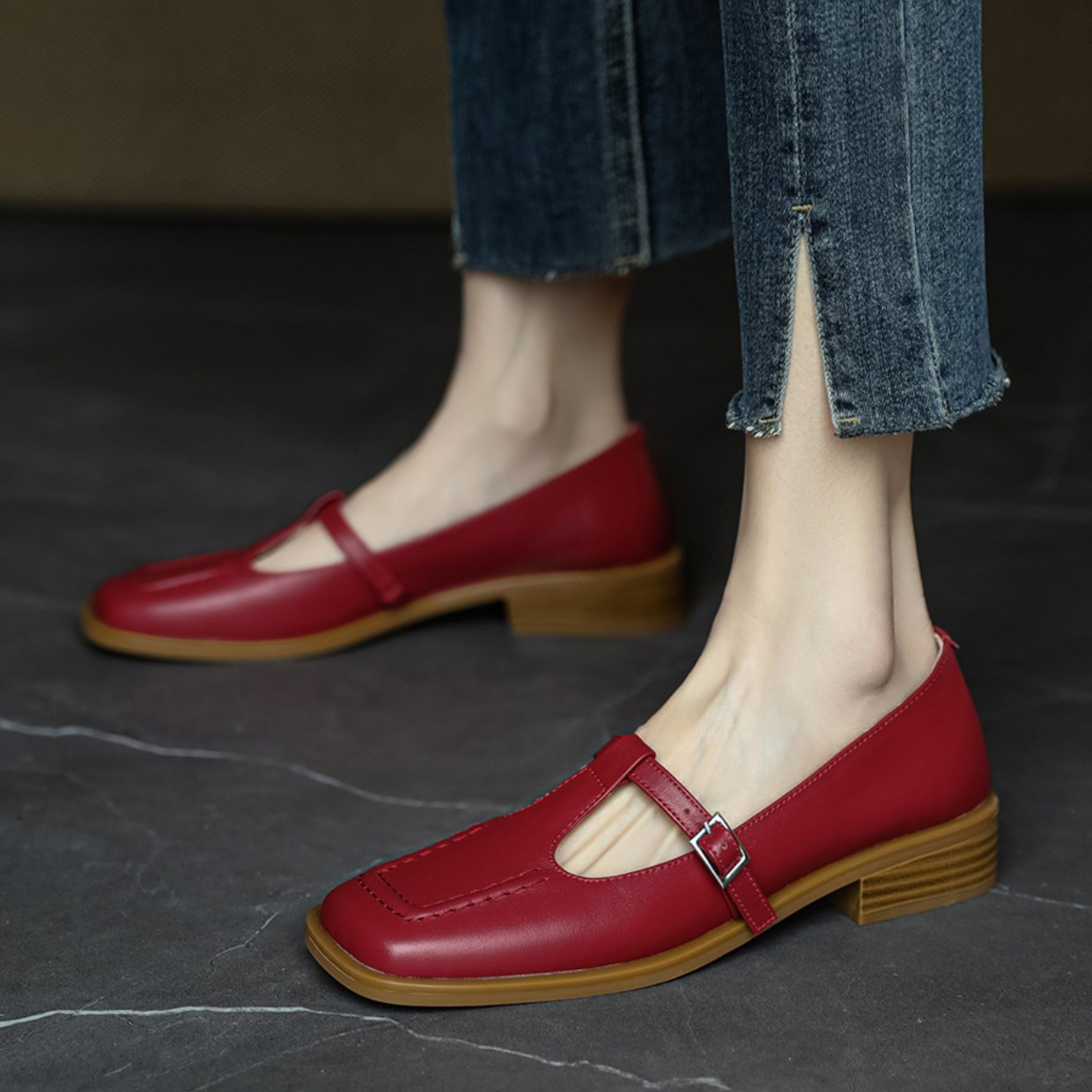 日常に馴染むレザーシューズ。革製品 靴 革靴 天然皮革 本革製 手作り 革職人 パンプス 天然素材 tストラップシューズ 5,278円