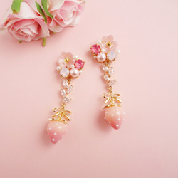 【再販】Flower Bijou & Pink Strawberry ～Leaf～　イヤリング/ピアス/花/イチゴ 8枚目の画像