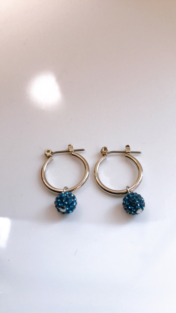 スワロフスキー パヴェボール フープピアス モンタナ ピアス