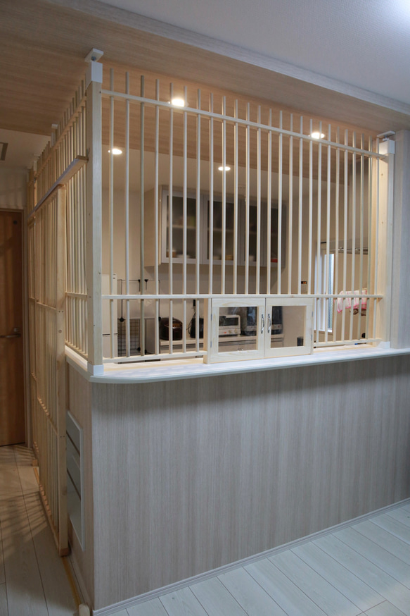 ★ 猫の侵入防止柵「猫柵」カウンターキッチン用・扉は引き戸！★ 