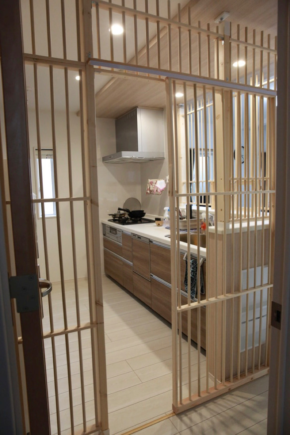 ★ 猫の侵入防止柵「猫柵」カウンターキッチン用・扉は引き戸！★ 