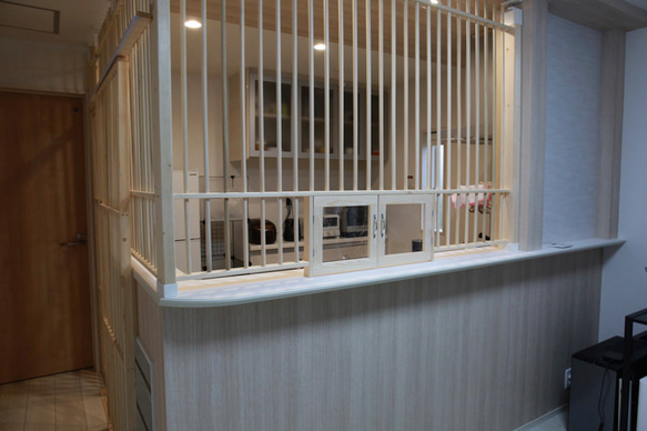 ★ 猫の侵入防止柵「猫柵」カウンターキッチン用・扉は引き戸！★ 