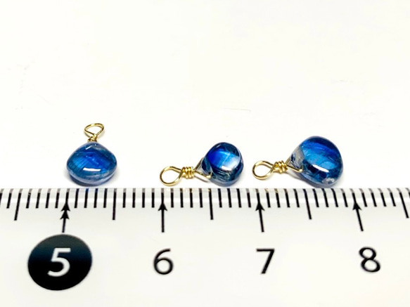 【天然石チャーム】宝石質カイヤナイト 14kgf/Silver925　マロン形　１個　ハンドメイド素材 5枚目の画像