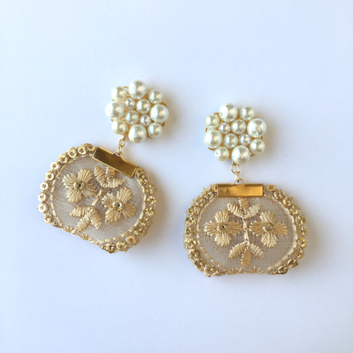 コットンパールと刺繍リボンのピアス/イヤリング イヤリング